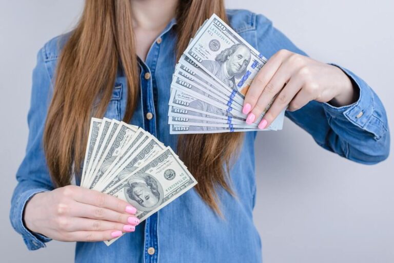 Tenha uma fonte de renda extra e saia do sufoco