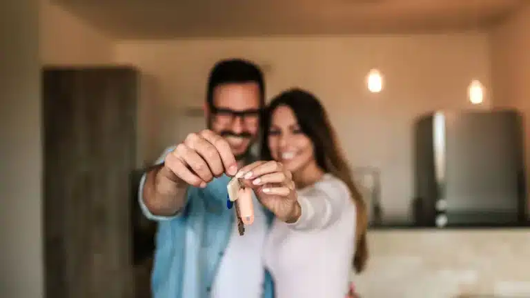 Afinal, Qual Compensa Mais: Alugar ou Comprar uma Casa?