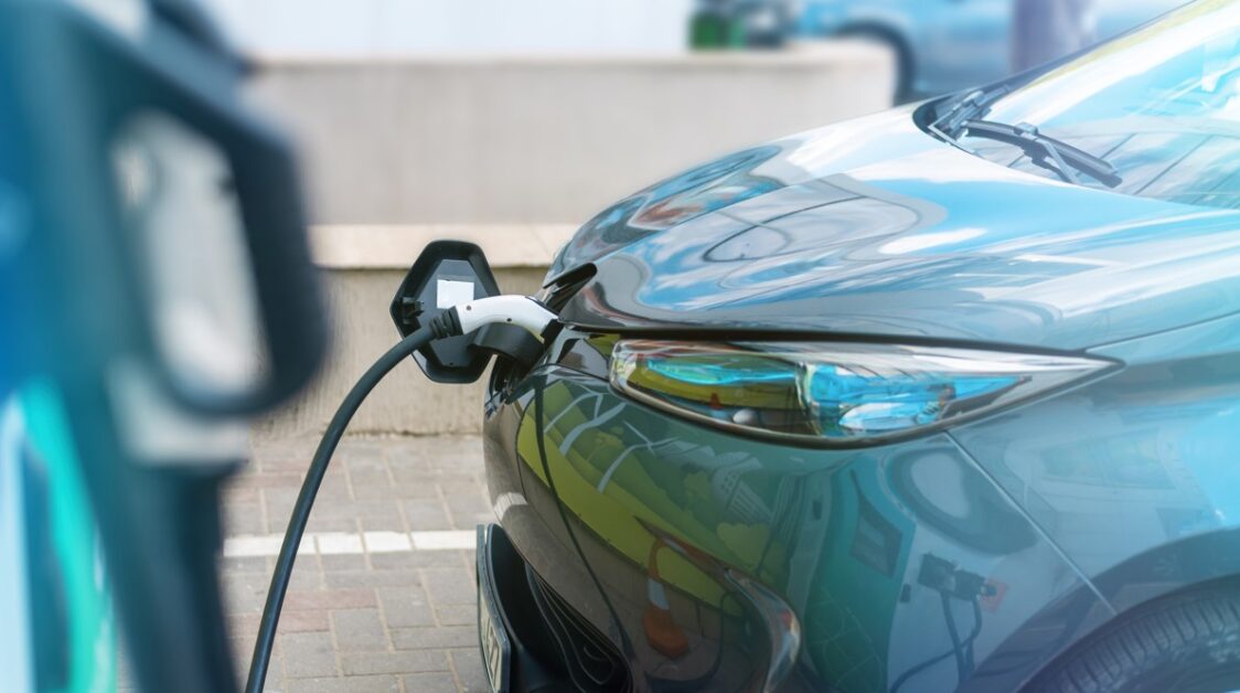 A Revolução dos Carros Elétricos: O Futuro Sustentável da Mobilidade
